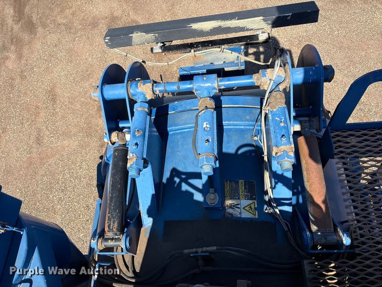 image for item EF6100 2007 Volvo VHD hydrovac truck