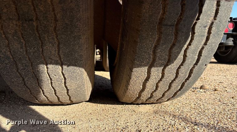 image for item EF6107 2006 Holden HPF50 lowboy equipment trailer