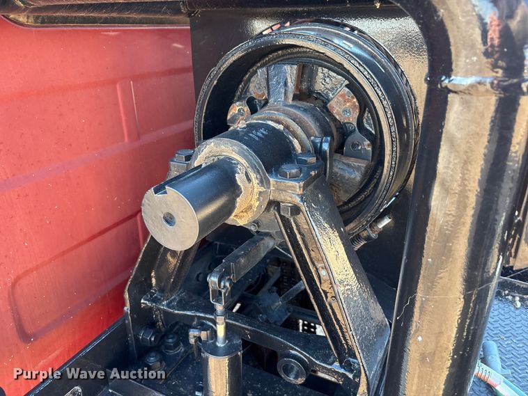 image for item EF6109 1989 Mack R690ST winch truck