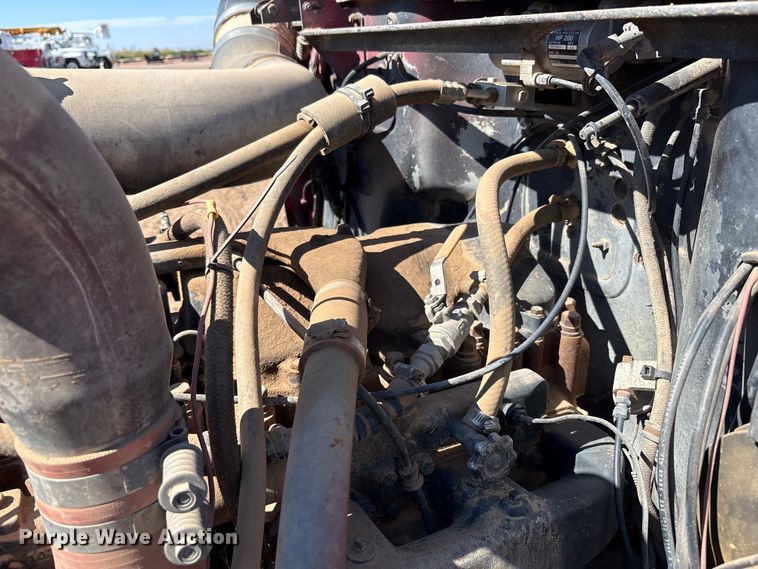 image for item EF6109 1989 Mack R690ST winch truck