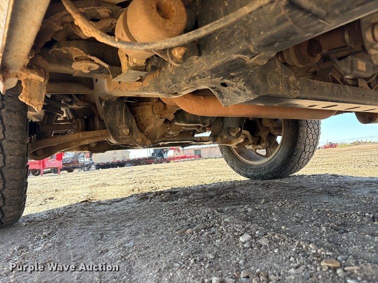 image for item EF6110 2019 RAM 1500 Quad Cab pickup truck