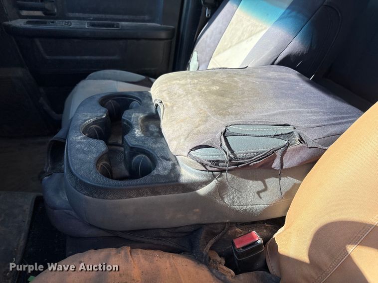 image for item EF6110 2019 RAM 1500 Quad Cab pickup truck