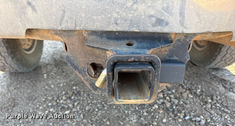 image for item EF6111 2015 Chevrolet Silverado 2500HD Crew Cab pickup truck