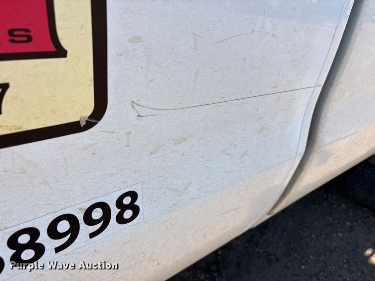 image for item EF6111 2015 Chevrolet Silverado 2500HD Crew Cab pickup truck