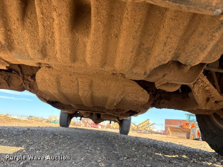 image for item EF6111 2015 Chevrolet Silverado 2500HD Crew Cab pickup truck