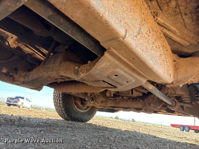 image for item EF6111 2015 Chevrolet Silverado 2500HD Crew Cab pickup truck