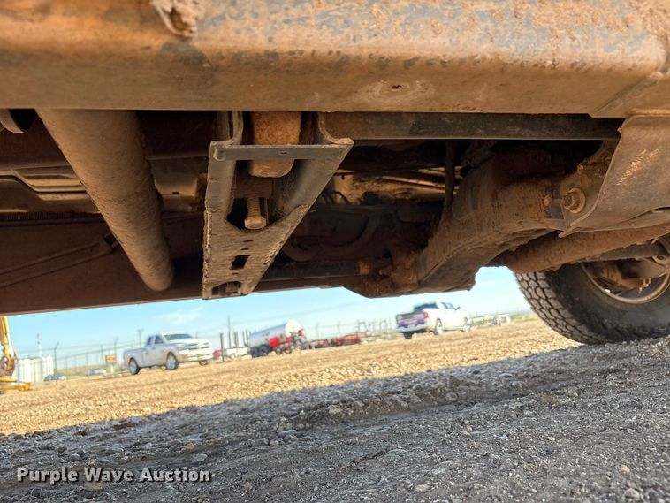 image for item EF6111 2015 Chevrolet Silverado 2500HD Crew Cab pickup truck