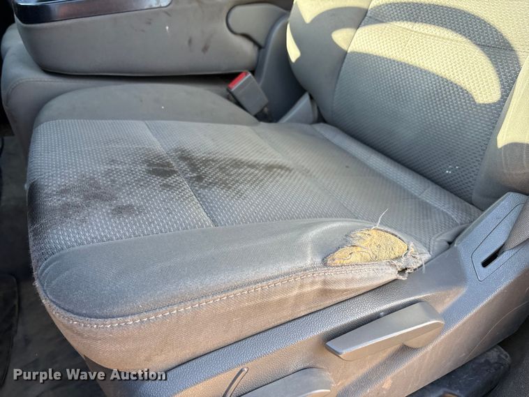 image for item EF6111 2015 Chevrolet Silverado 2500HD Crew Cab pickup truck