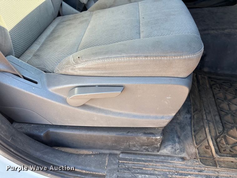 image for item EF6111 2015 Chevrolet Silverado 2500HD Crew Cab pickup truck