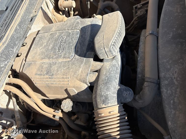 image for item EF6111 2015 Chevrolet Silverado 2500HD Crew Cab pickup truck