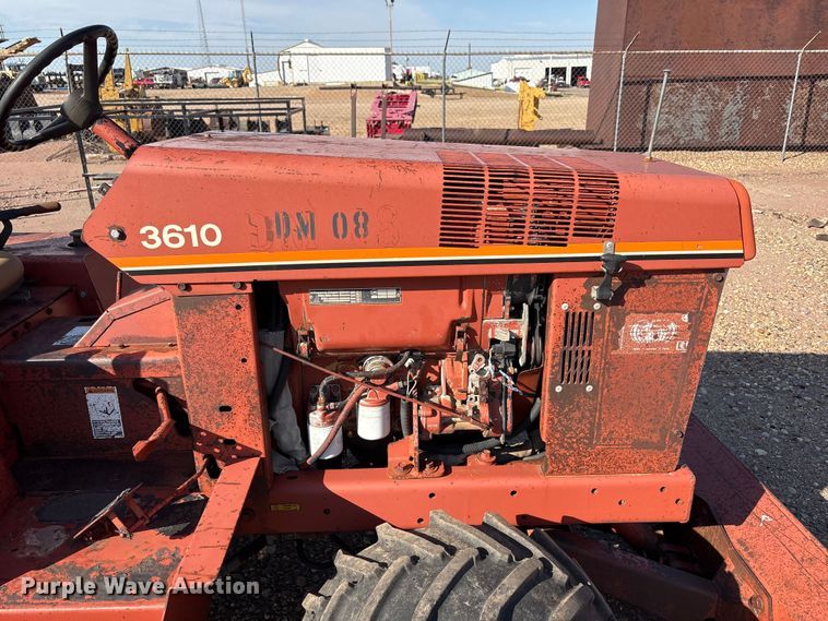 image for item EF6113 1995 Ditch Witch 3610 trencher