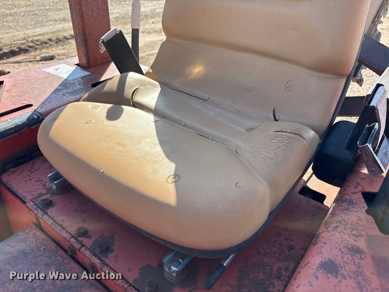 image for item EF6113 1995 Ditch Witch 3610 trencher