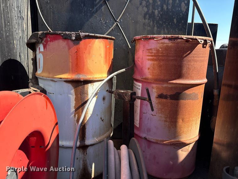 image for item EF6114 1992 Mack RD688S fuel / lube truck