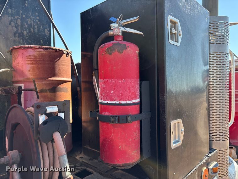 image for item EF6114 1992 Mack RD688S fuel / lube truck