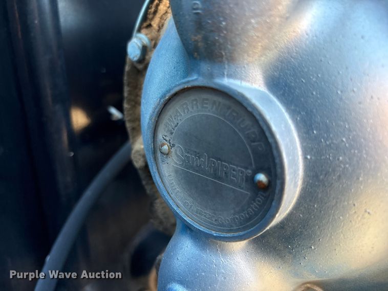 image for item EF6114 1992 Mack RD688S fuel / lube truck