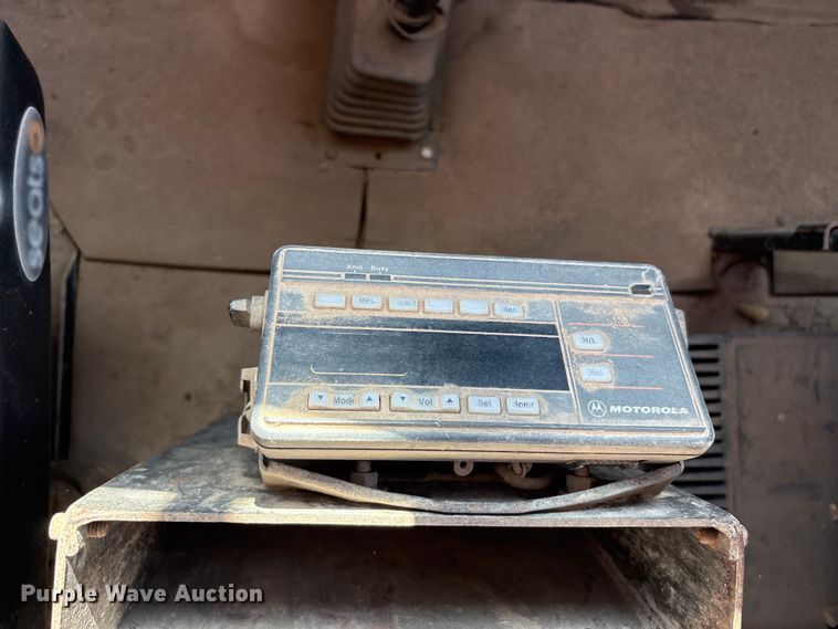 image for item EF6114 1992 Mack RD688S fuel / lube truck