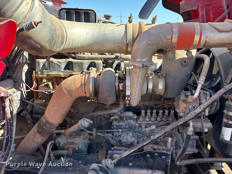 image for item EF6114 1992 Mack RD688S fuel / lube truck