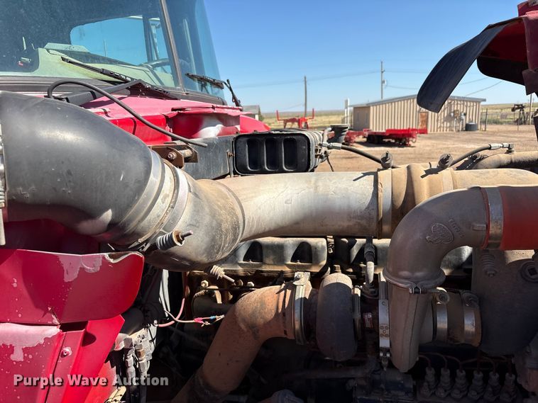 image for item EF6114 1992 Mack RD688S fuel / lube truck