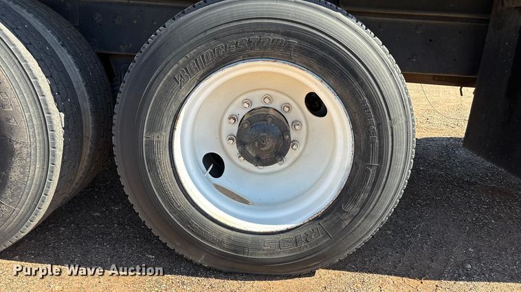 image for item EF6114 1992 Mack RD688S fuel / lube truck