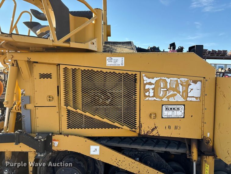 image for item EF6116 2004 Caterpillar AP-655C paver