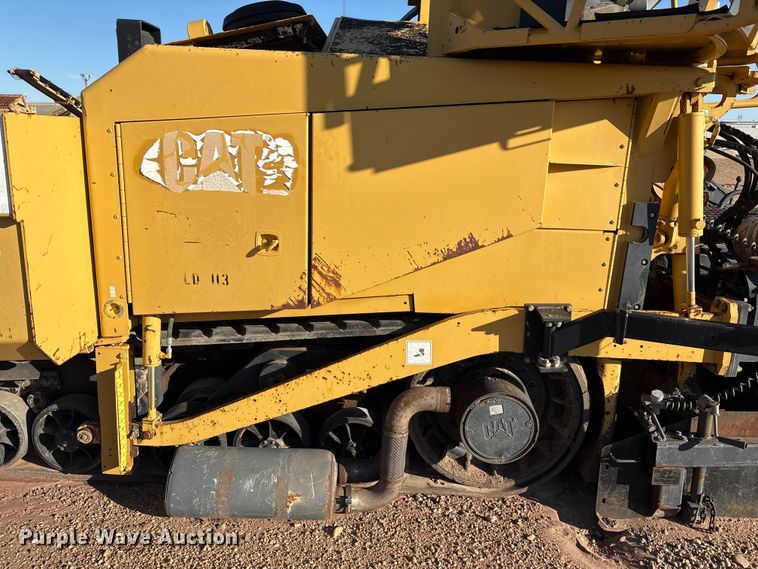 image for item EF6116 2004 Caterpillar AP-655C paver