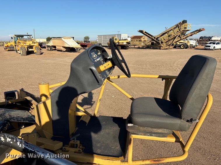 image for item EF6116 2004 Caterpillar AP-655C paver