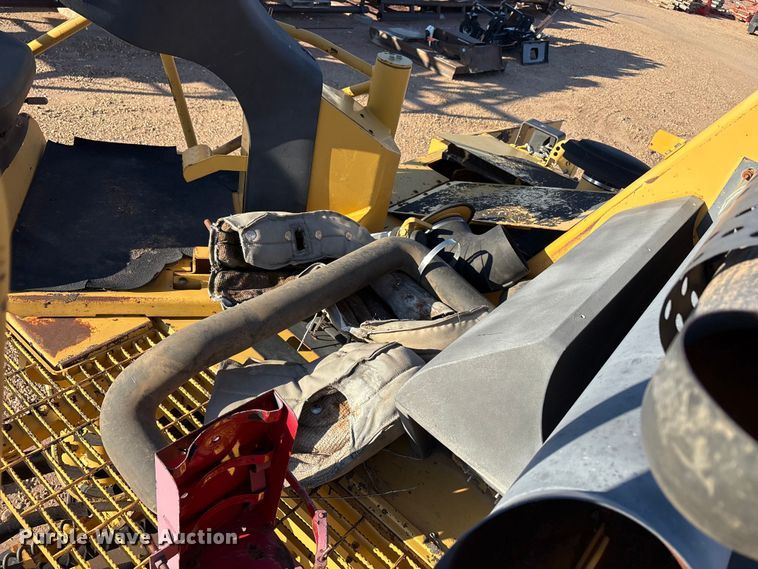 image for item EF6116 2004 Caterpillar AP-655C paver