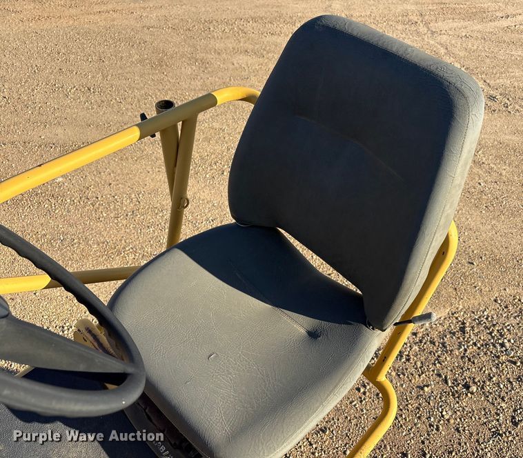 image for item EF6116 2004 Caterpillar AP-655C paver