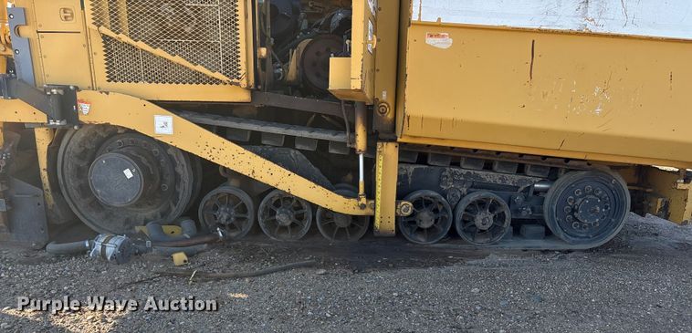 image for item EF6116 2004 Caterpillar AP-655C paver