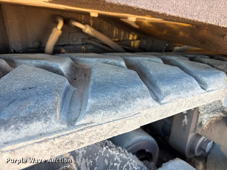 image for item EF6116 2004 Caterpillar AP-655C paver