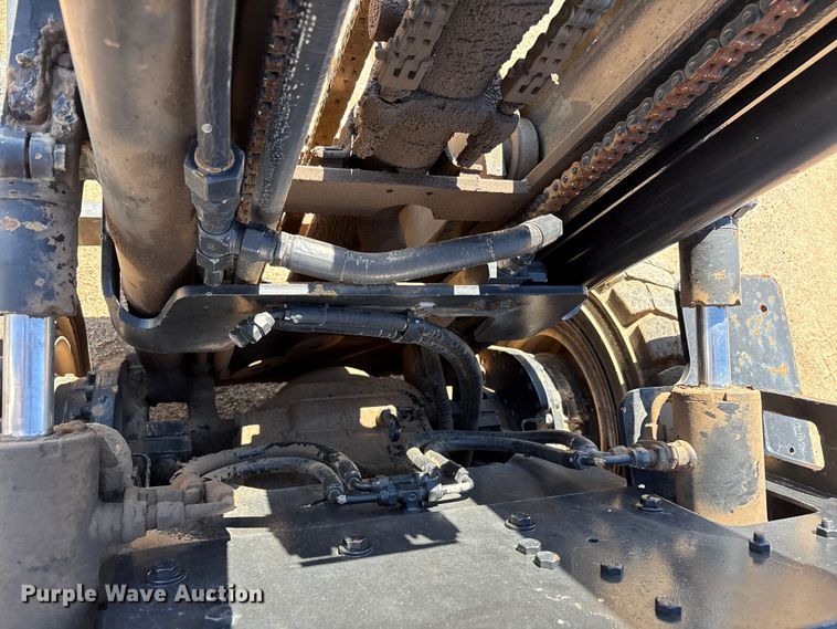 image for item EF6117 Caterpillar V40D forklift