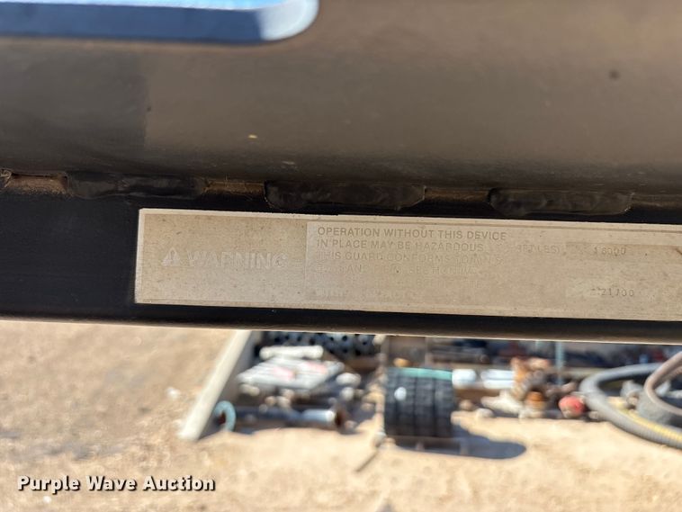 image for item EF6117 Caterpillar V40D forklift