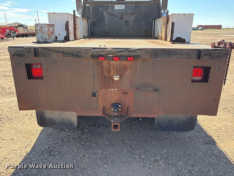 image for item EF6118 1989 Mack CM flatbed truck