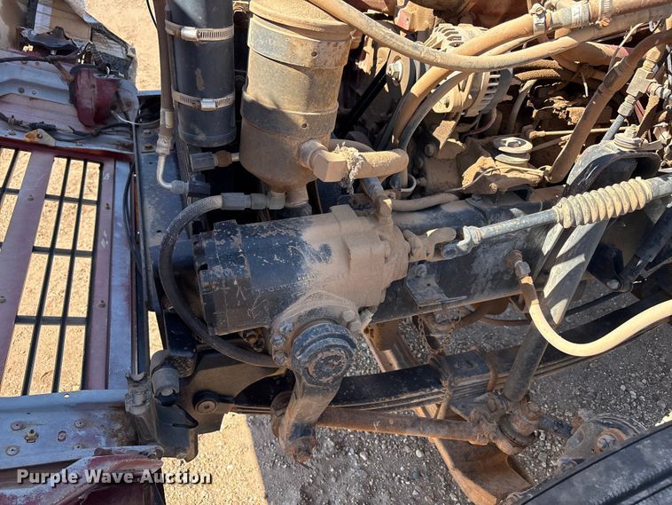 image for item EF6118 1989 Mack CM flatbed truck