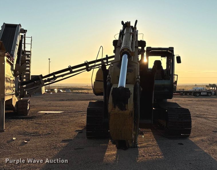 image for item EF6119 2005 Caterpillar 330C L excavator