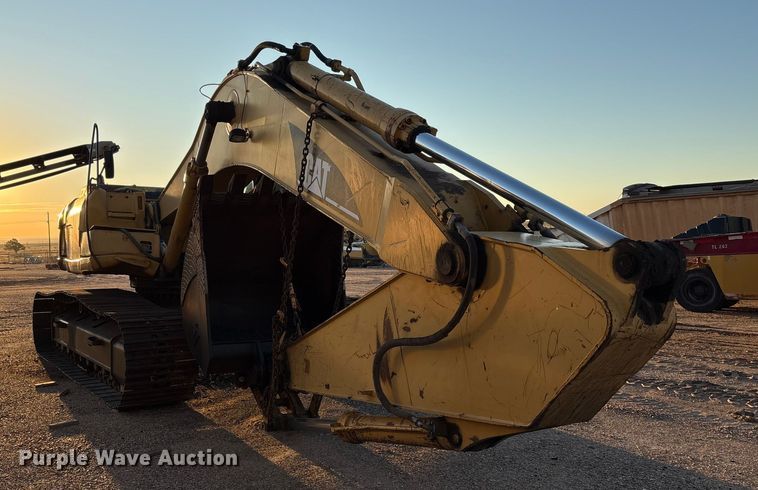 image for item EF6119 2005 Caterpillar 330C L excavator