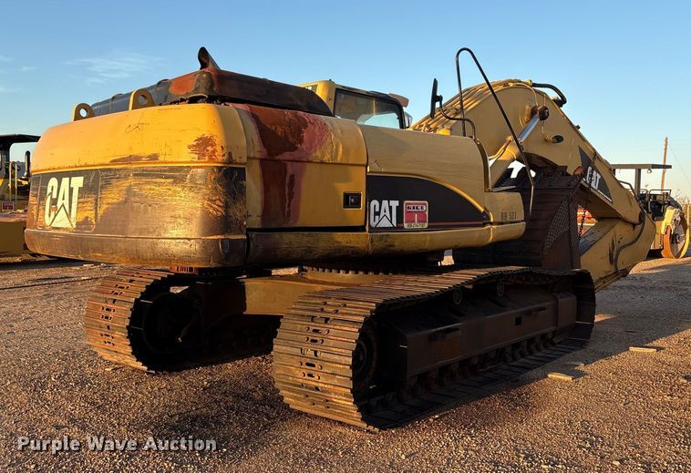 image for item EF6119 2005 Caterpillar 330C L excavator