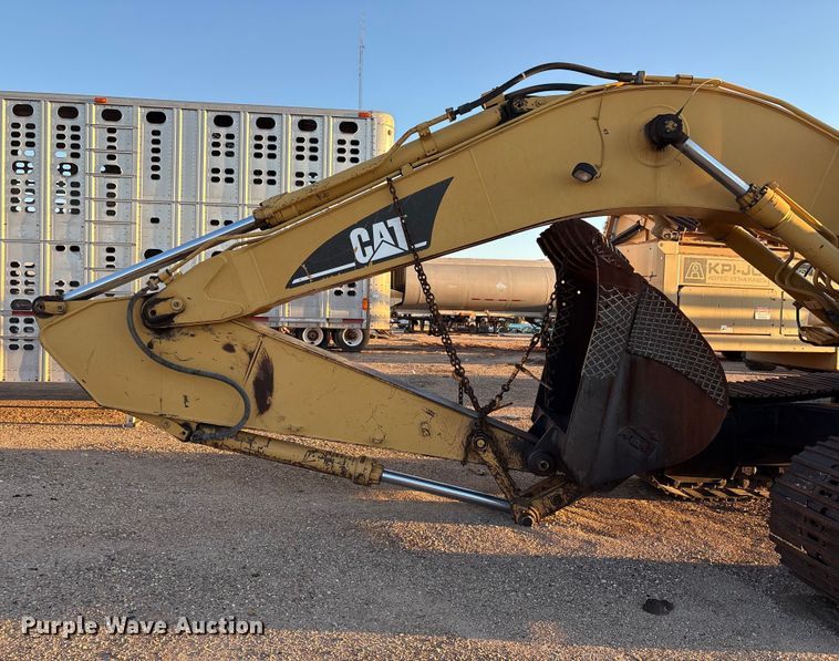 image for item EF6119 2005 Caterpillar 330C L excavator