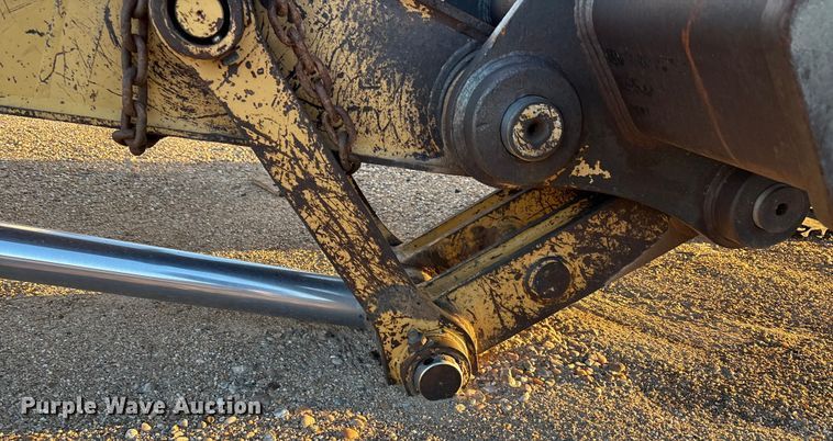 image for item EF6119 2005 Caterpillar 330C L excavator