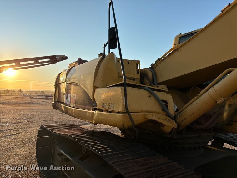 image for item EF6119 2005 Caterpillar 330C L excavator