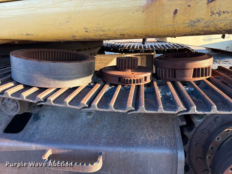 image for item EF6119 2005 Caterpillar 330C L excavator