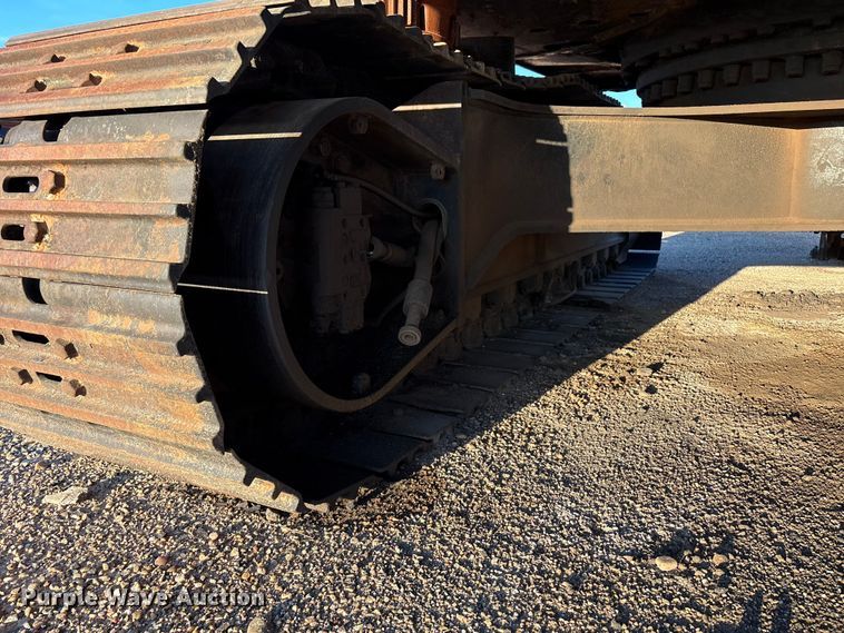 image for item EF6119 2005 Caterpillar 330C L excavator