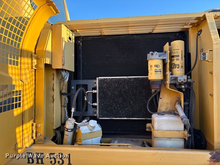 image for item EF6119 2005 Caterpillar 330C L excavator