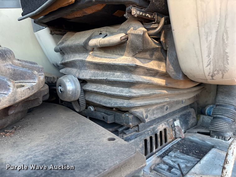 image for item EF6119 2005 Caterpillar 330C L excavator