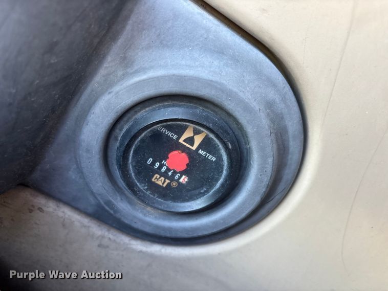 image for item EF6119 2005 Caterpillar 330C L excavator