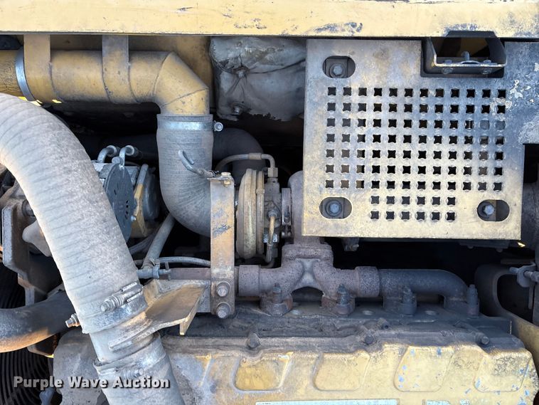 image for item EF6119 2005 Caterpillar 330C L excavator