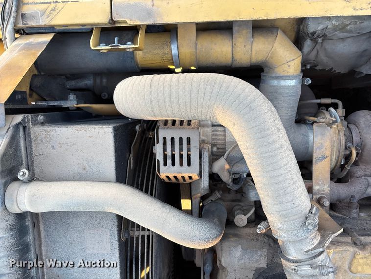 image for item EF6119 2005 Caterpillar 330C L excavator