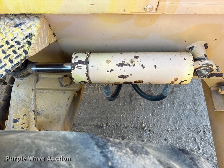 image for item EF6120 Galion D93292 