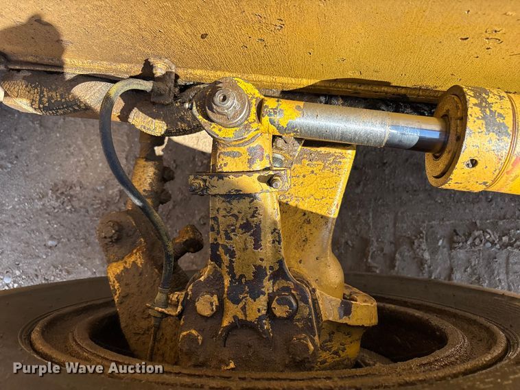 image for item EF6120 Galion D93292 