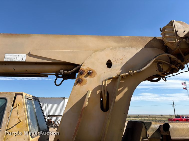 image for item EF6120 Galion D93292 